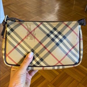 Small Burberry purse
